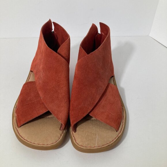Womens Born IWA Suede Croosover Open Toe‎ Flat Sandals Rust 7 - Picture 3 of 10